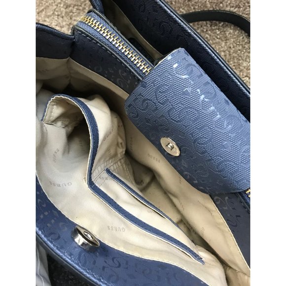 Guess Tote Bag in Blue with Basket Weave Front and Chain Handles - Picture 5 of 7